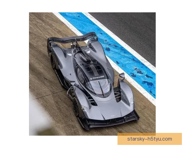 阿斯顿马丁新车AMR26发布